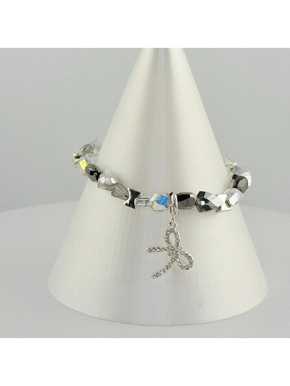 Bomb Party Single Stack Bow Charm Bracelet - on Silver Plating #181